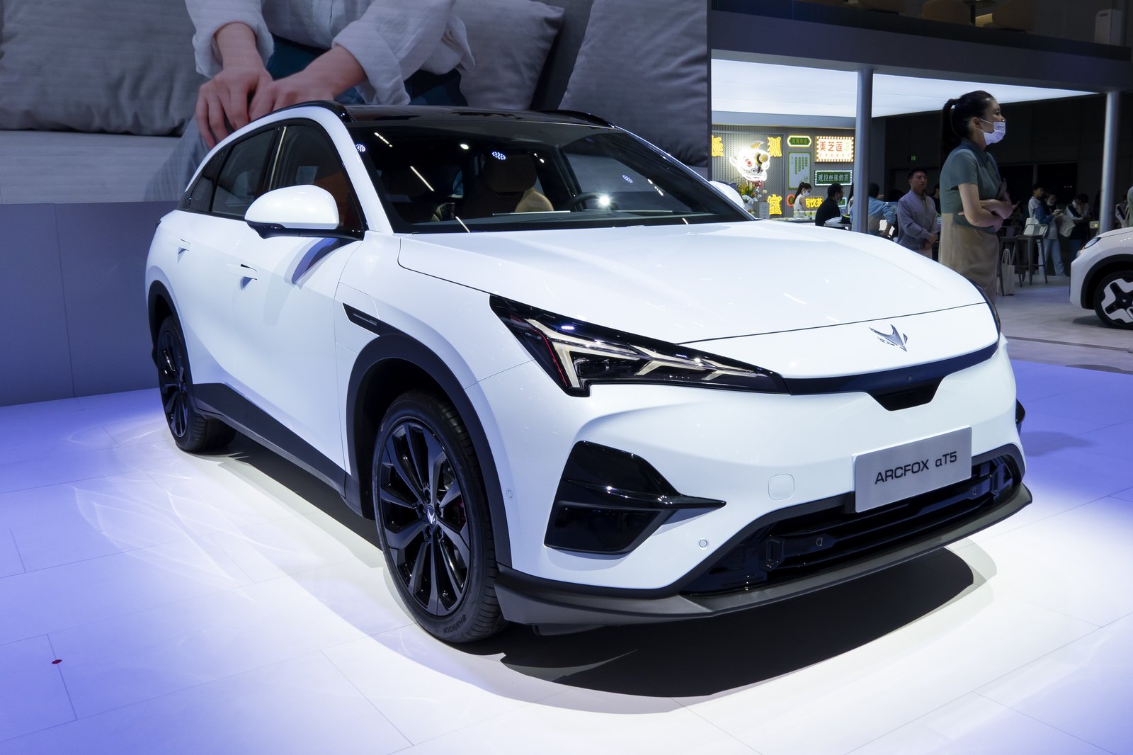 Arcfox AT — SUV (BEV)