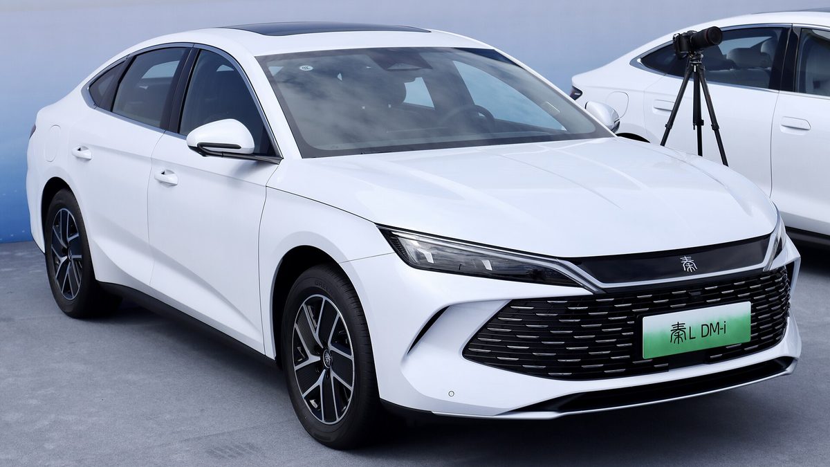 BYD Qin L DM-i — Sedan (PHEV)