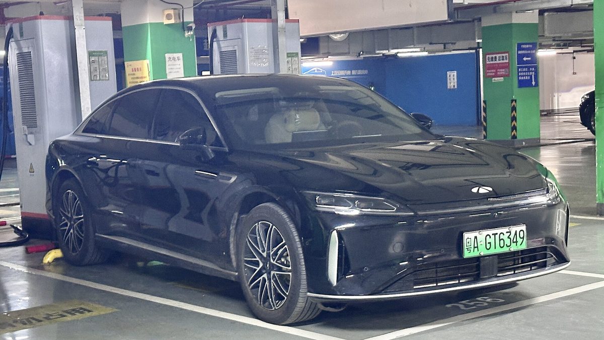 Chery Fulwin A9 — Sedan (BEV)