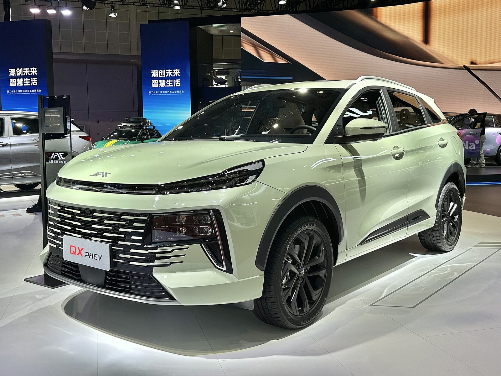 JAC QX — SUV (PHEV)