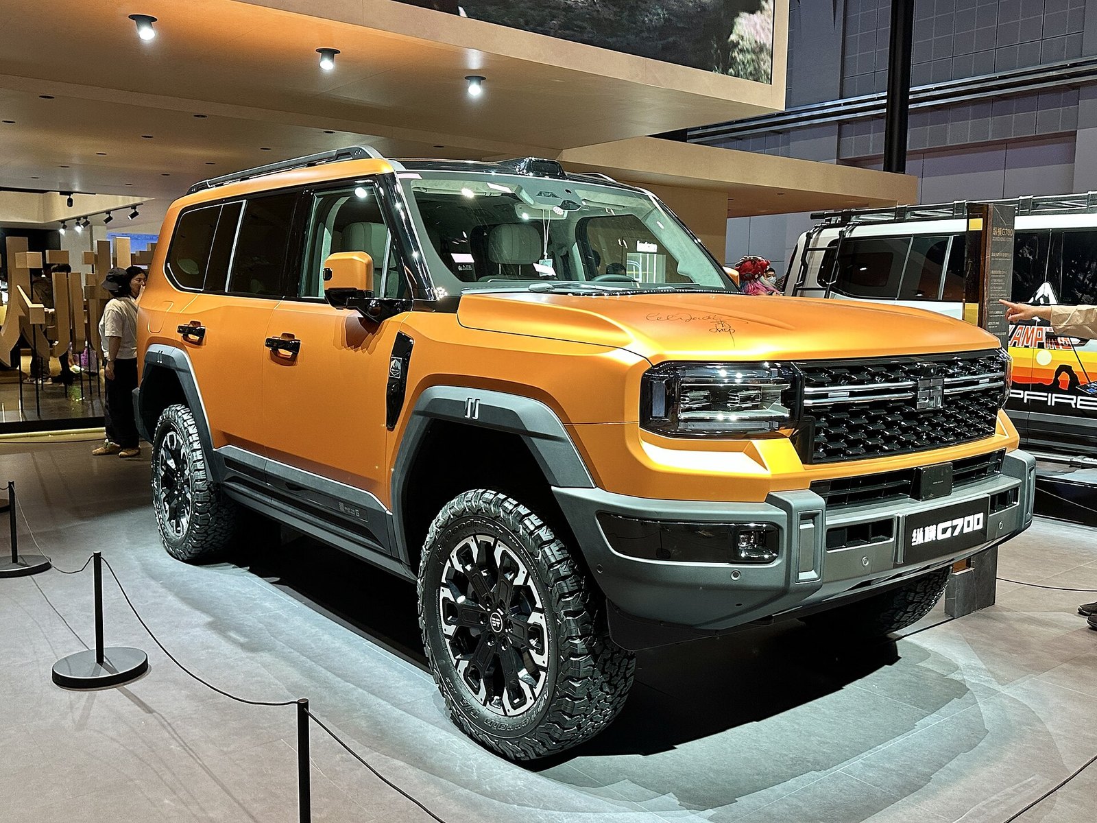 Jetour Zongheng G700 — SUV (PHEV)