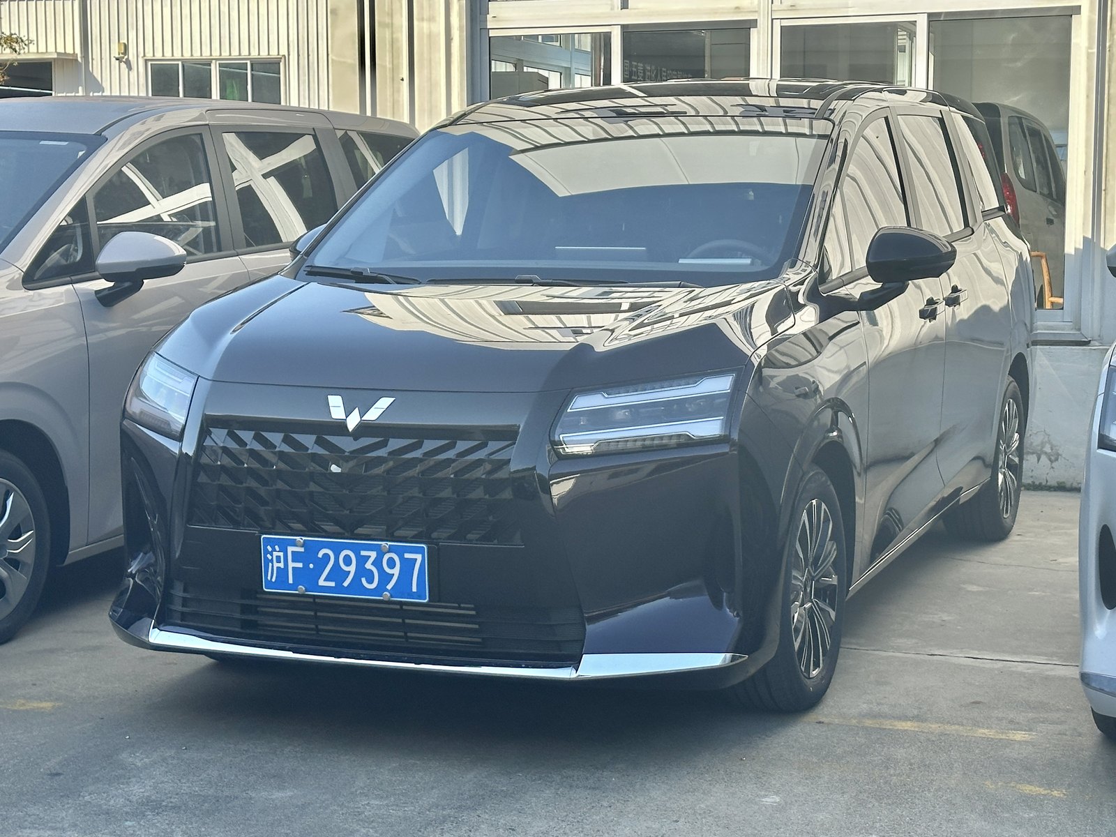 Wuling Starlight 730 — MPV (BEV)